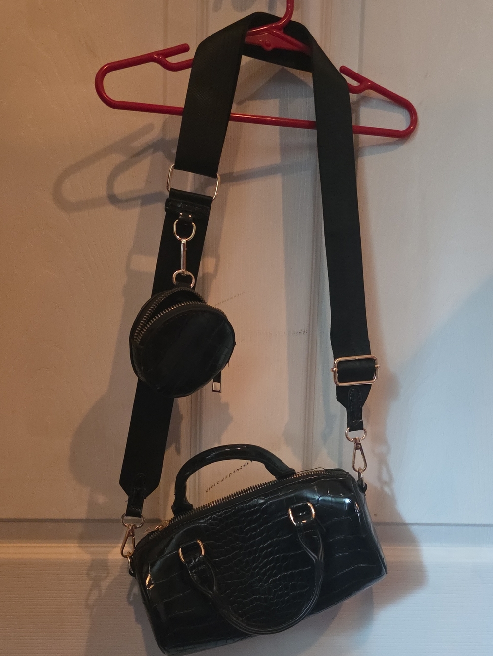 Black Croc-Embossed Mini Camera Bag/ Purse  with Detachable Strap And Coin Purse